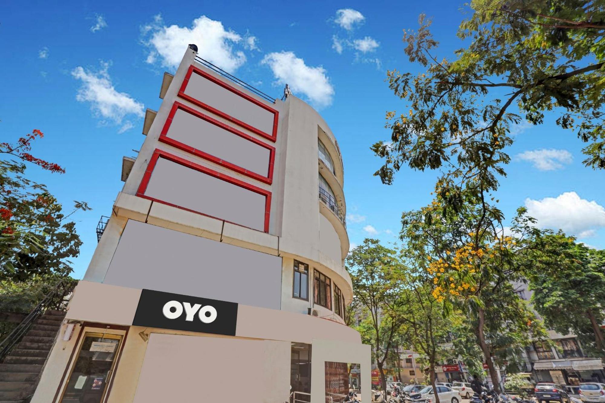 Collection O Park View Hotel Ahmedabad Buitenkant foto
